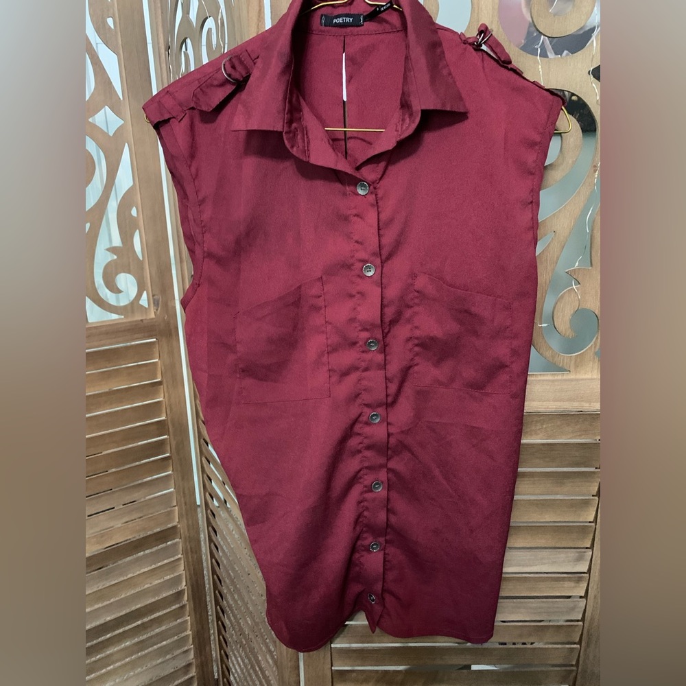 Maroon collared button up